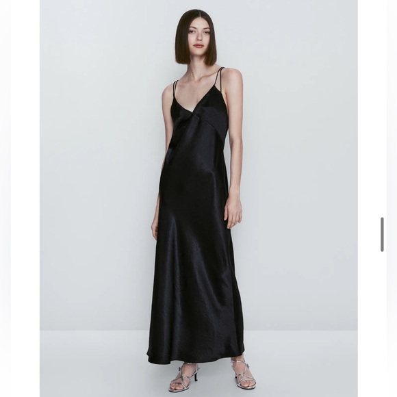 Massimo Dutti Dresses & Skirts - Massimo Dutti Super Dark Navy Satin Slip Dress